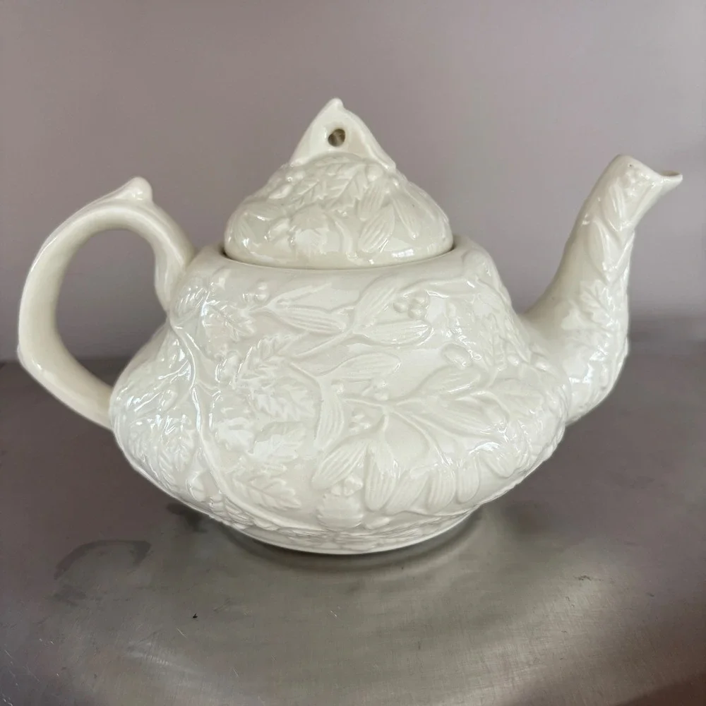 Embossed Botanical Ceramic Teapot Cream Off-White Leaf Berry Motif 5.5 inch